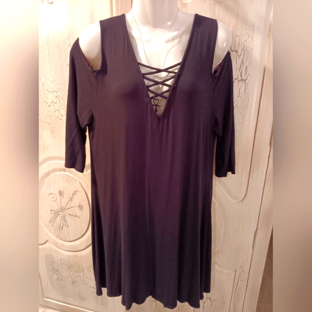 Open Shoulder Dress with Lace-Up Chest
